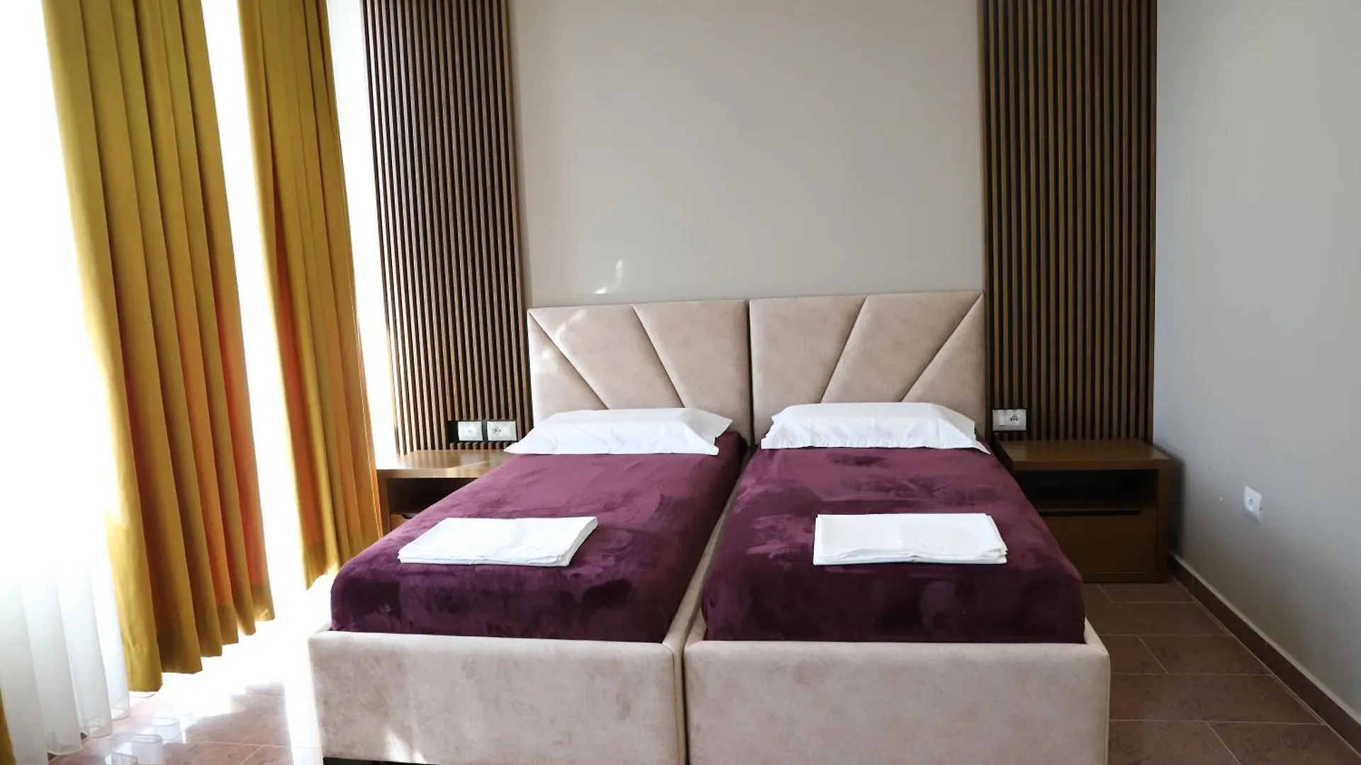 Hotel Rezidenca Arlington Berat 0*,