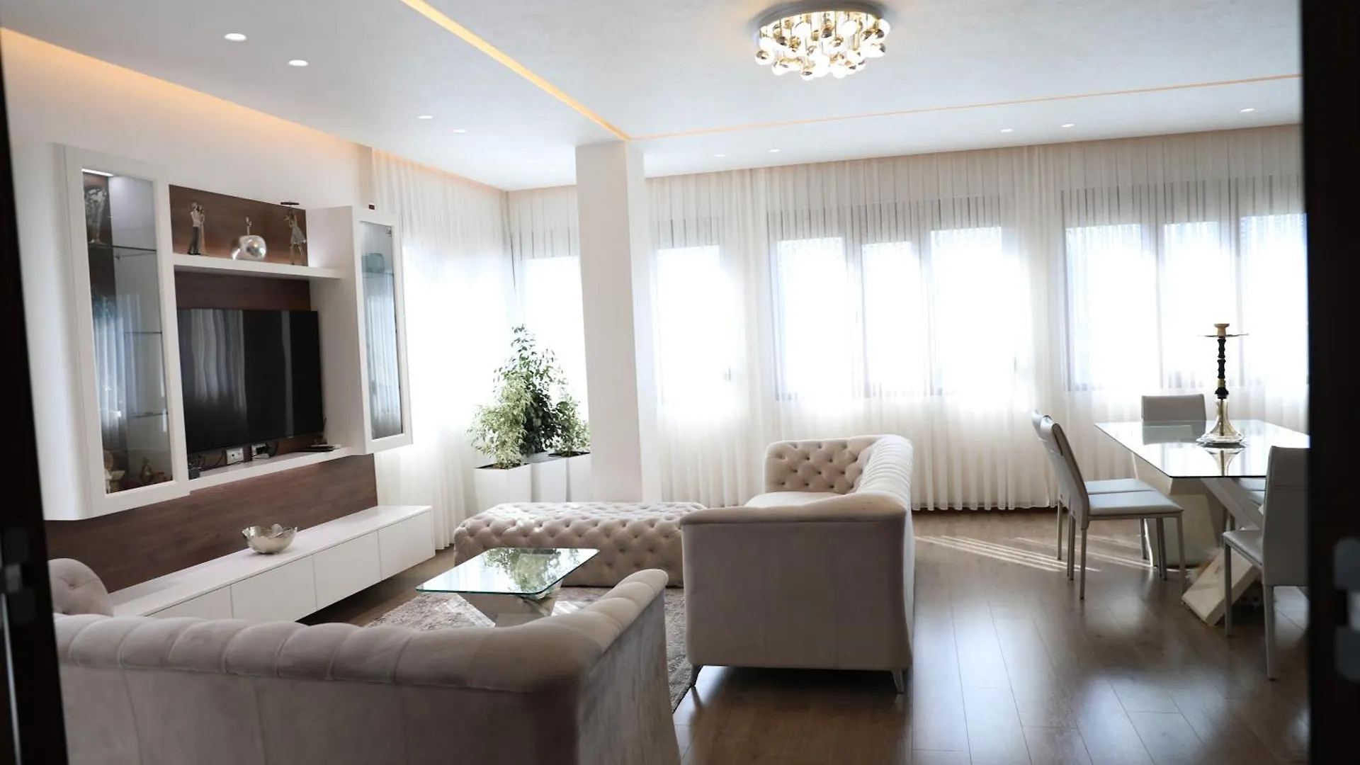 Hotel Rezidenca Arlington Berat